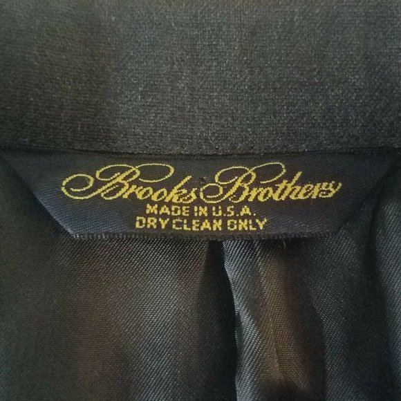 Brooks Brothers 1818 Brooksease 2 Button - Picture 8 of 9